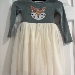 Zunie Gray and Cream Dress with Fox Design Size 6